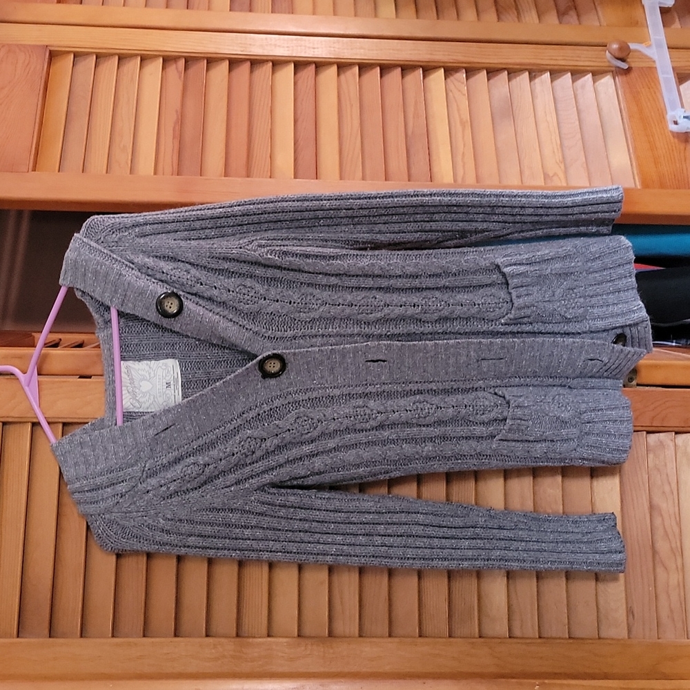 Grey cardigan